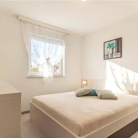 Porta Aurea Osipovica, Apartman *